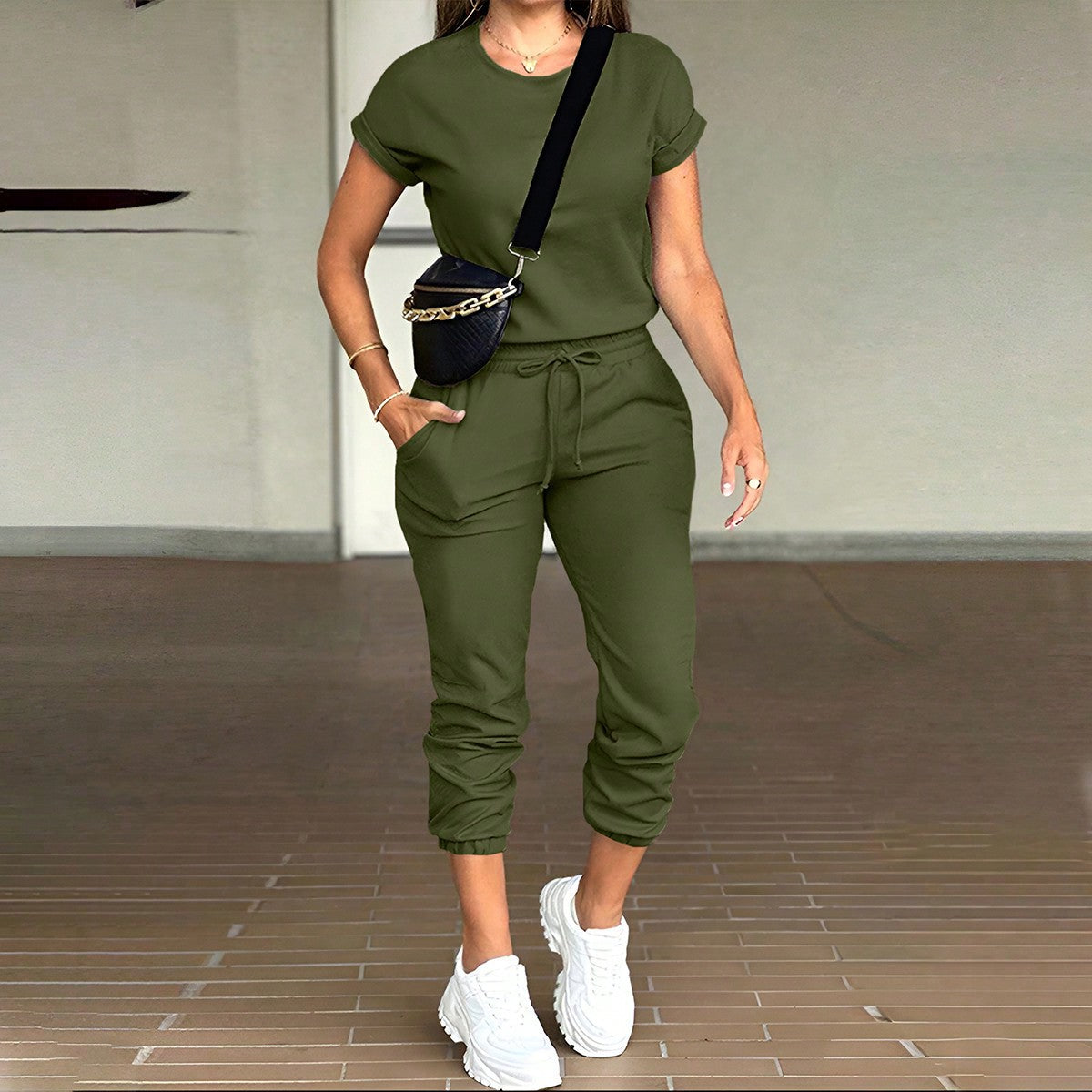 Fashionable casual solid-color round-neck top with pocket pants children's set