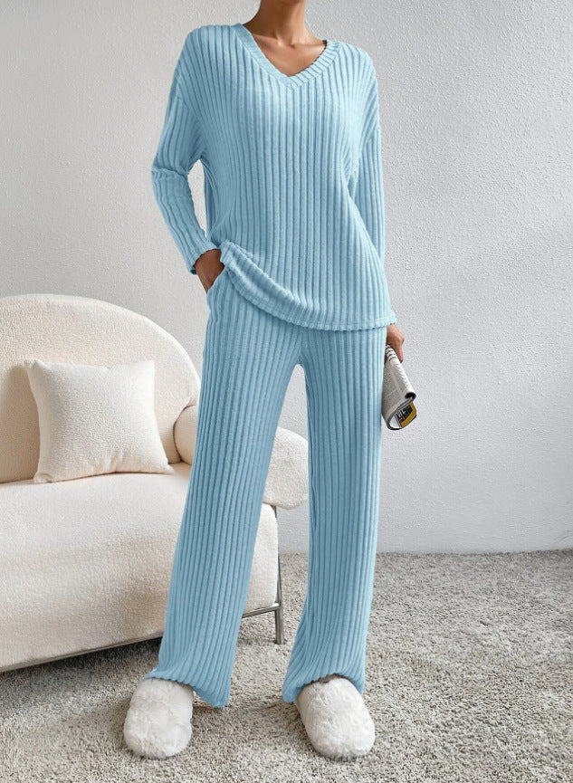 Stylish and casual straight-leg pants + loose V-neck two-piece set